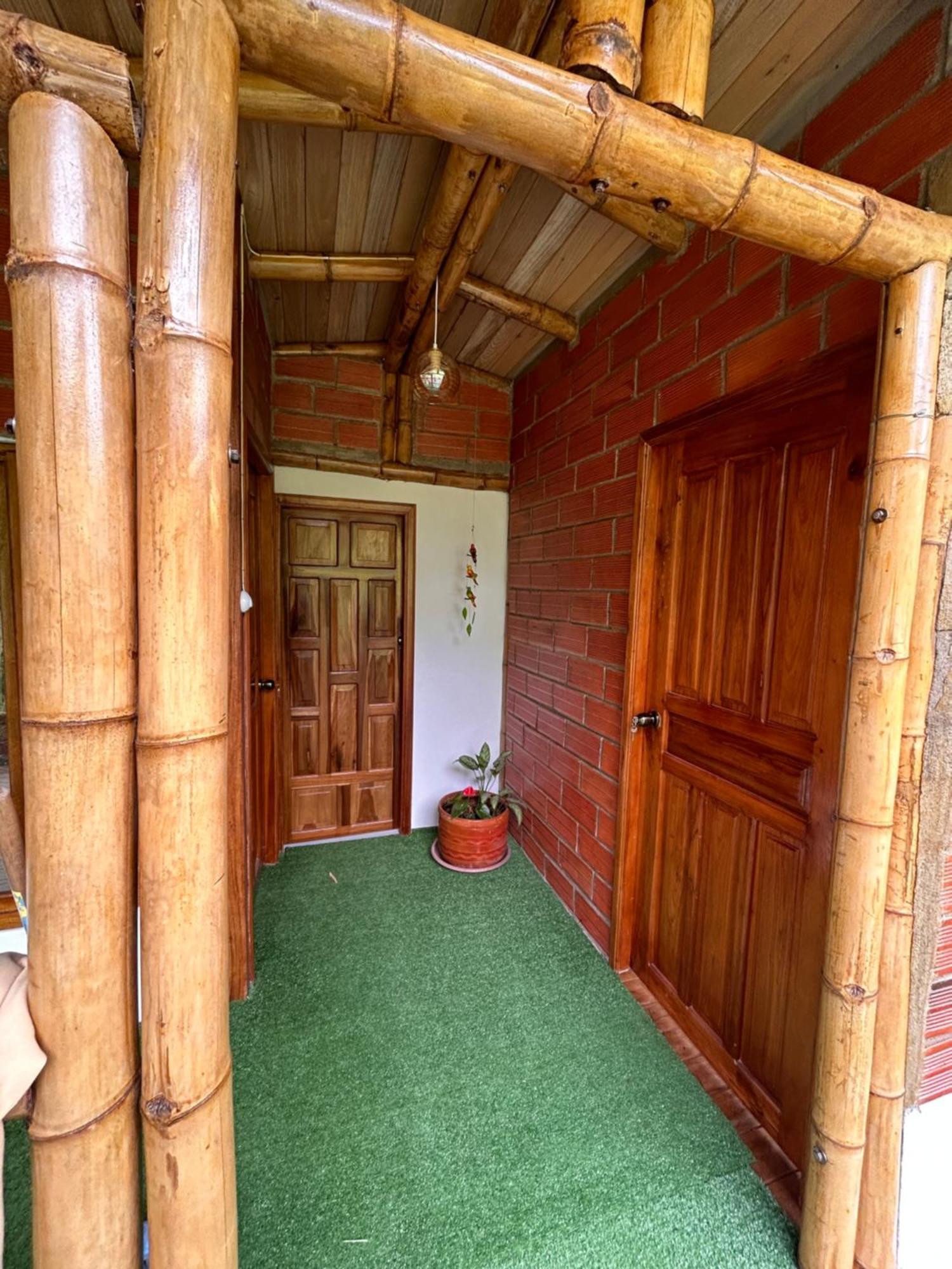 Green Bamboo Lodge San Francisco de Borja Exterior photo